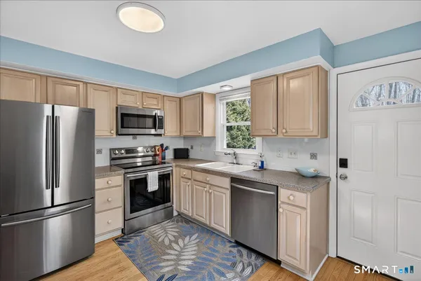 $345,000 | 595 Laurel Street, East Haven, CT 06512