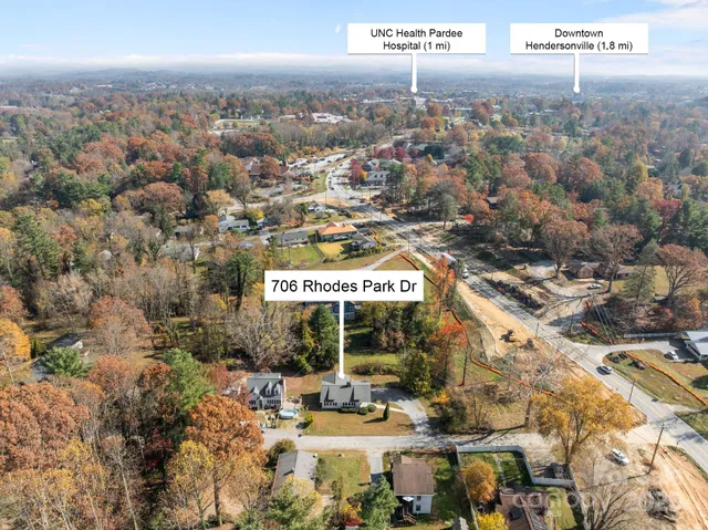 $425,000 | 706 Rhodes Park Drive, Hendersonville, NC 28791