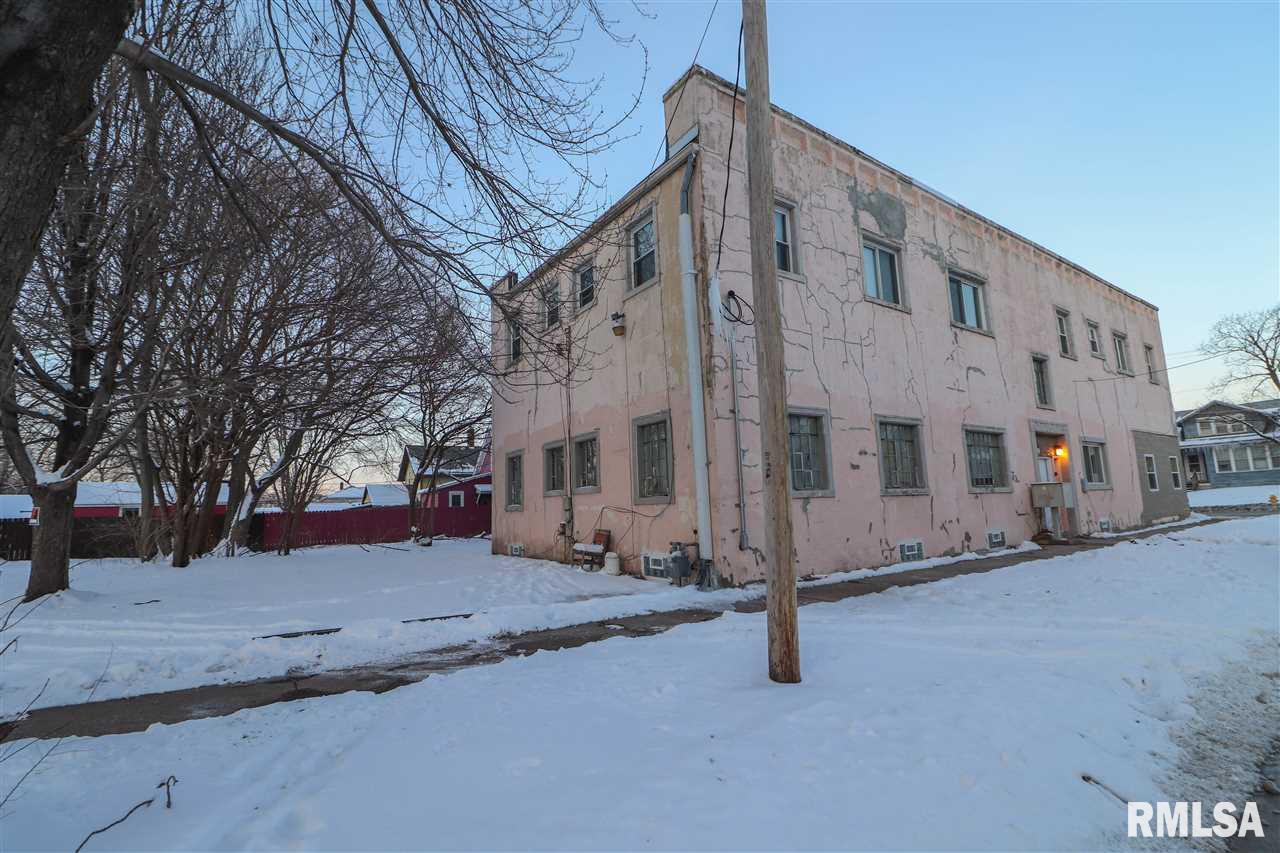 1930 9th Street Rock Island, IL 61201 - Photo 3 of 4