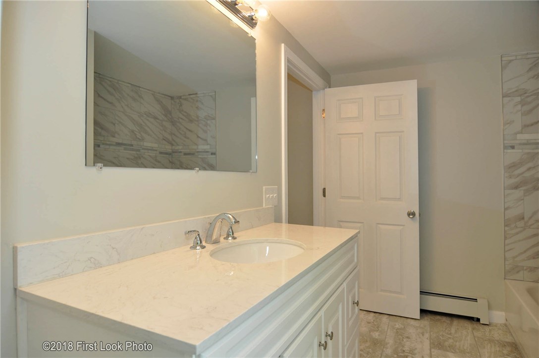 29 Warren Avenue Woonsocket, RI 02895 - Photo 4 of 11 Gallery Image 4