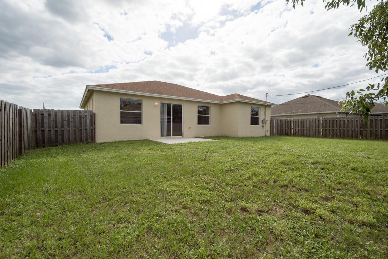 4202 Southwest Whitebread Road Port St. Lucie, FL 34953 - Photo 19 of 20 DSC_2823