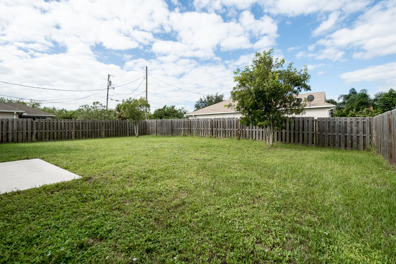 4202 Southwest Whitebread Road Port St. Lucie, FL 34953 - Photo 20 of 20 DSC_2817