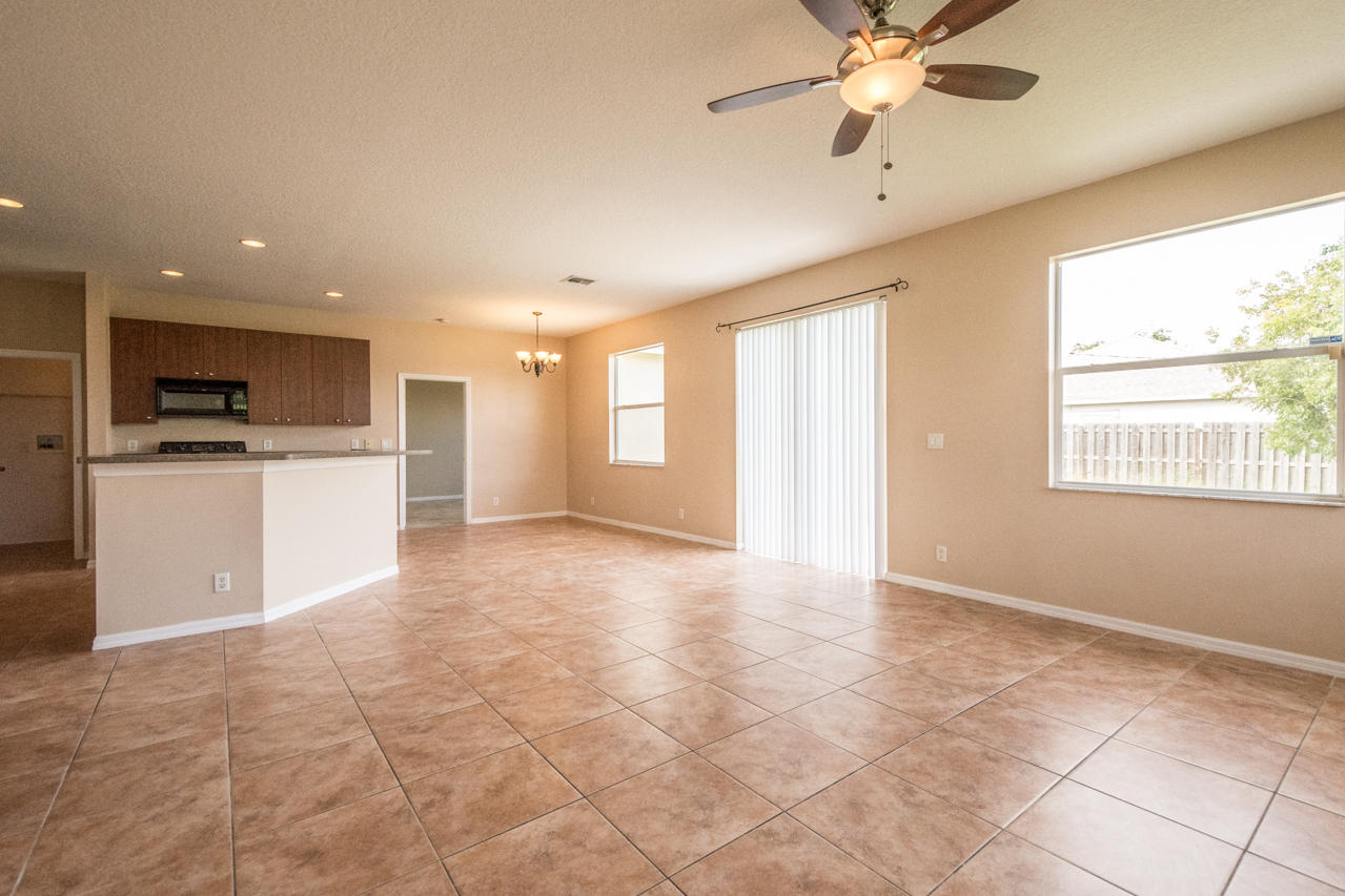 4202 Southwest Whitebread Road Port St. Lucie, FL 34953 - Photo 5 of 20 DSC_2721