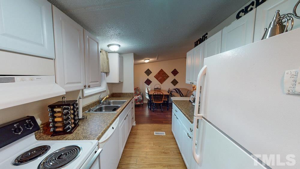 2389 Government Road Clayton, NC 27520 - Photo 15 of 33 Gallery Image 15