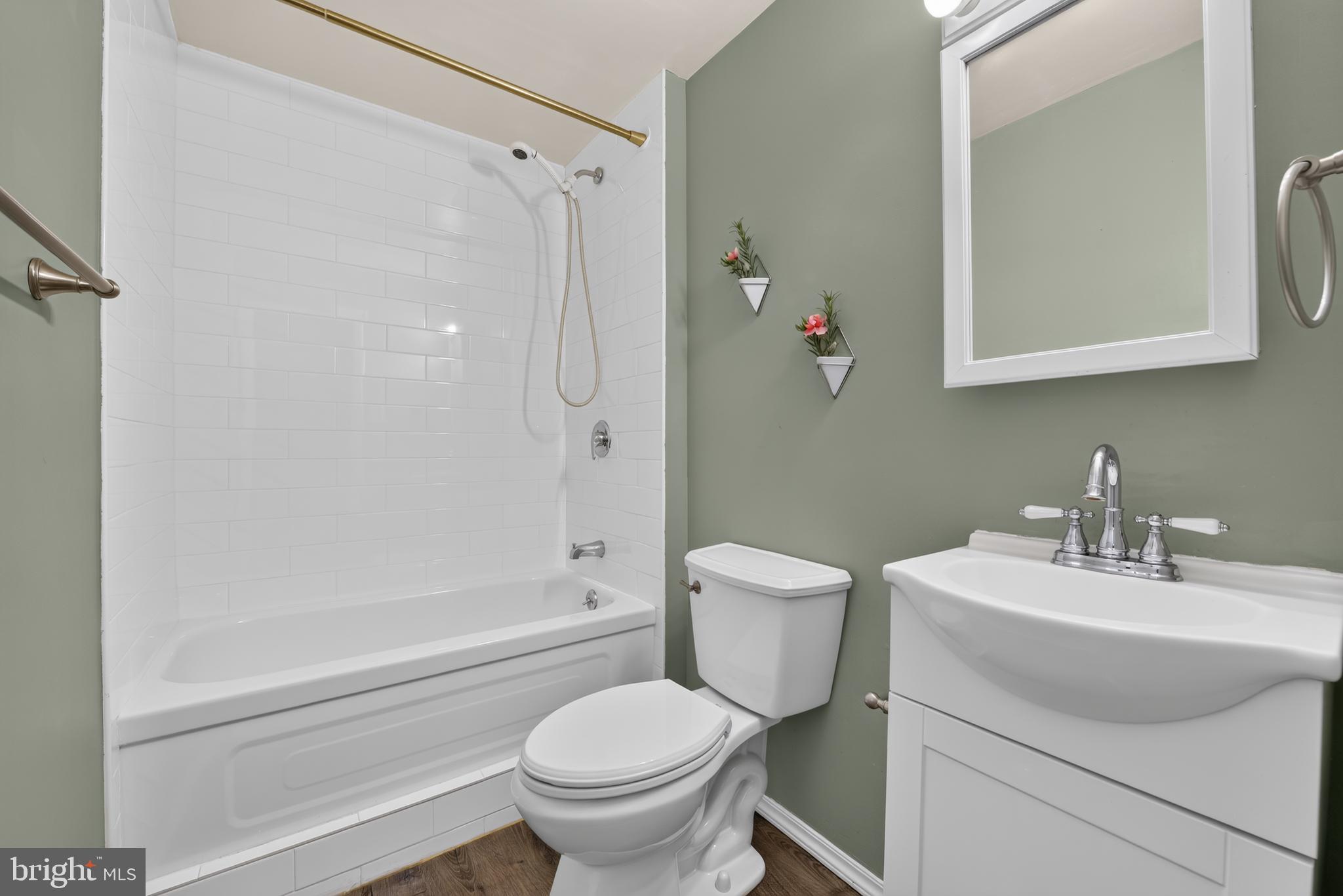 2031 Sarazen Place Reston, VA 20191 - Photo 19 of 27 Lower Level Full Bath