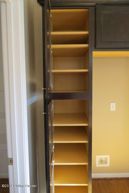 7610 Aspen Ridge Road Louisville, KY 40214 - Photo 11 of 37 Pantry