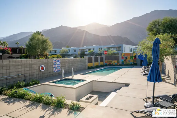 $455,000 | 588 East San Lorenzo Road, Unit 204, Palm Springs, CA 92264