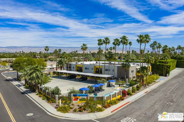 $455,000 | 588 East San Lorenzo Road, Unit 204, Palm Springs, CA 92264