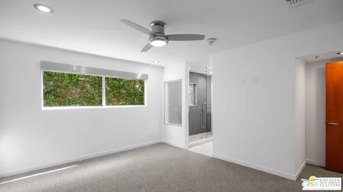 $424,900 | 588 East San Lorenzo Road, Unit 204, Palm Springs, CA 92264