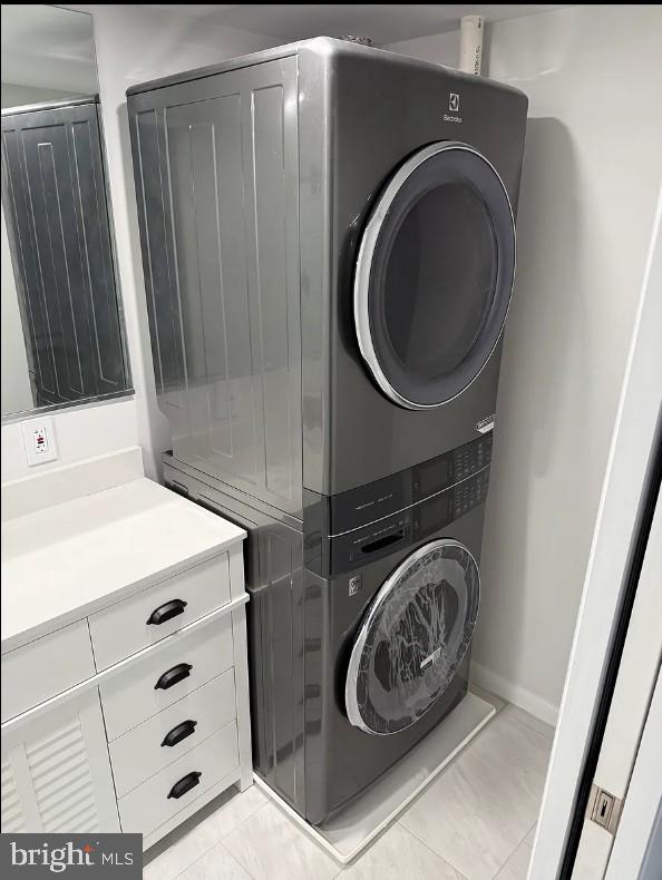 37 East Montgomery Avenue, Unit 2 Ardmore, PA 19003 - Photo 7 of 11 a utility room with dryer and washer