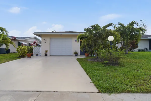 $2,600 | 13126 Vía Vesta, Delray Beach, FL 33484