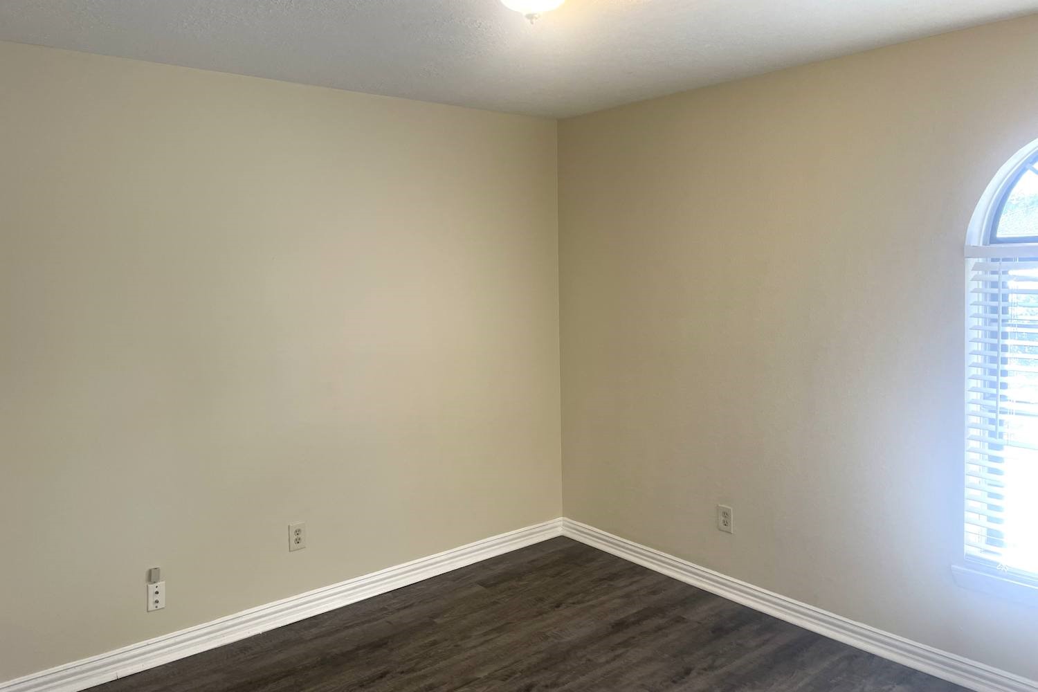 1819 Pilgrims Point Drive Friendswood, TX 77546 - Photo 7 of 10 wooden floor in an empty room