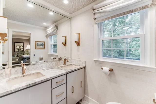 $862,500 | 19322 Wyatts Way, Evington, VA 24550