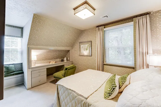 $862,500 | 19322 Wyatts Way, Evington, VA 24550