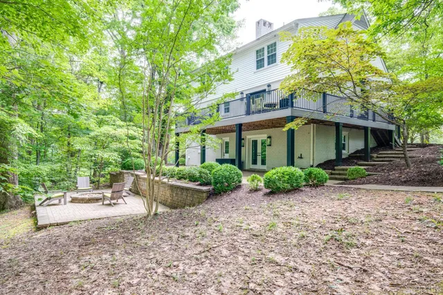 $862,500 | 19322 Wyatts Way, Evington, VA 24550