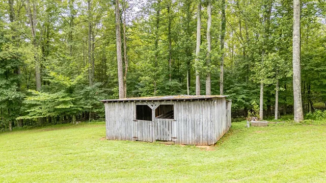 $862,500 | 19322 Wyatts Way, Evington, VA 24550