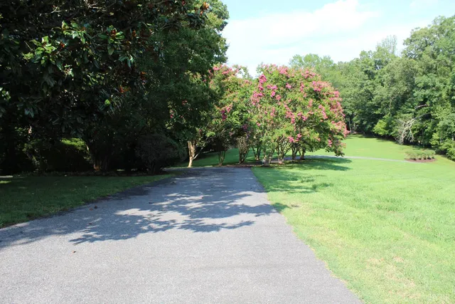 $862,500 | 19322 Wyatts Way, Evington, VA 24550