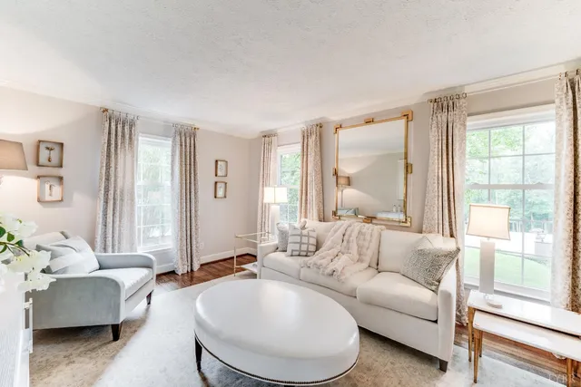 $862,500 | 19322 Wyatts Way, Evington, VA 24550