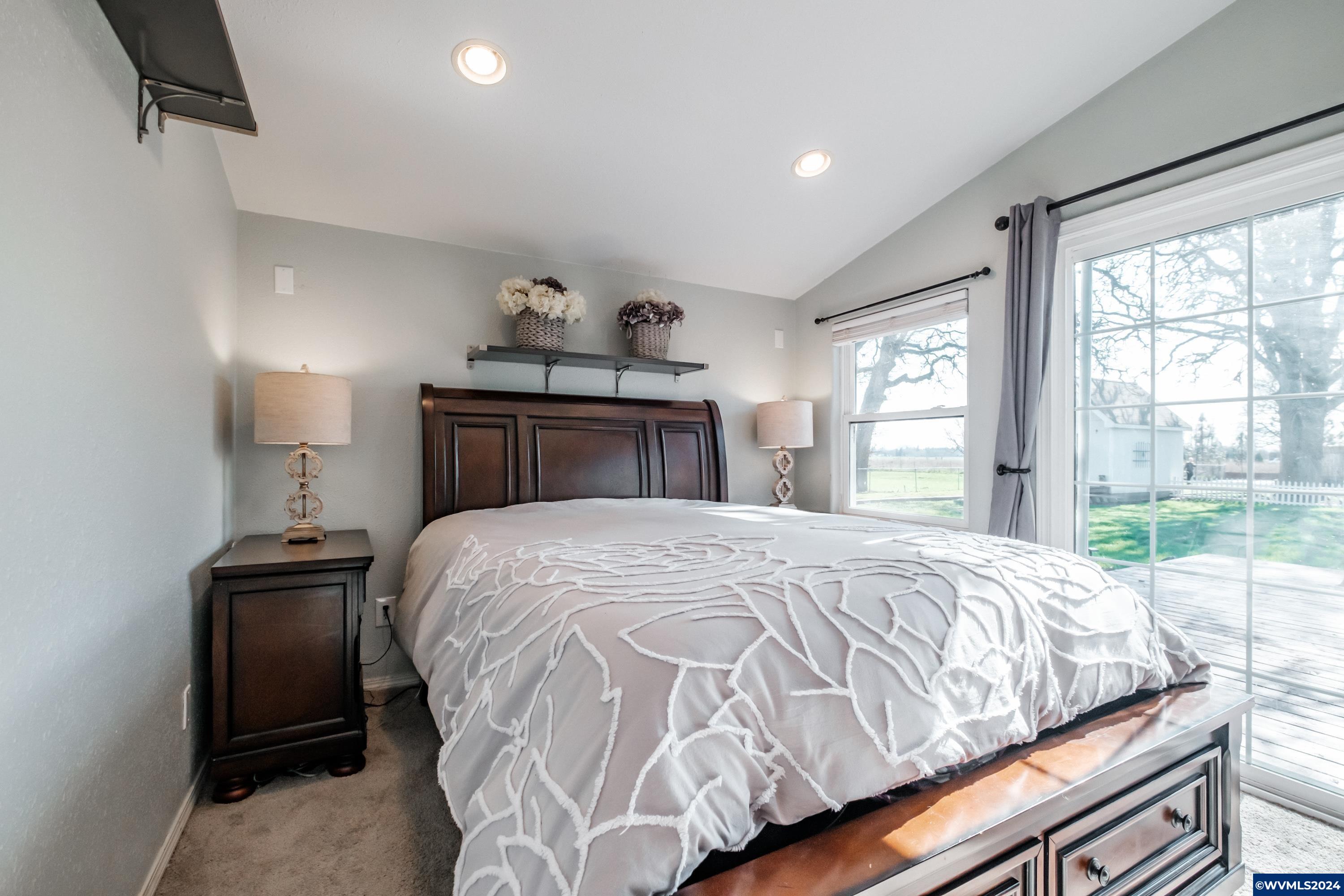 35247 Riverside Drive Albany, OR 97321 - Photo 21 of 42 Gallery Image 21