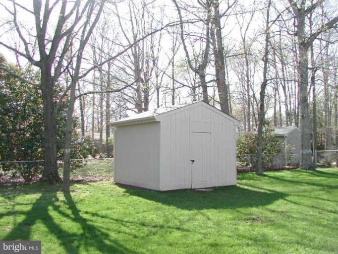 2304 Pinefield Road Waldorf, MD 20601 - Photo 11 of 14 Great shed