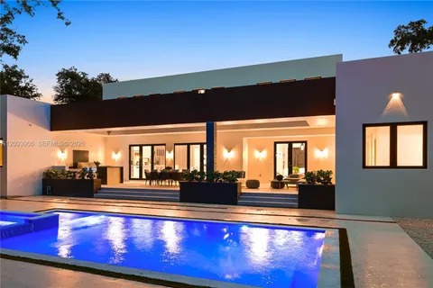 $4,995,000 | 6200 Southwest 83rd Avenue, Miami, FL 33143