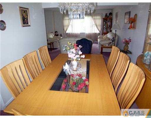 24 Eli Road Colonia, NJ 07067 - Photo 6 of 24 Gallery Image 6