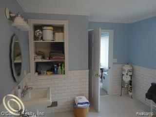 6561 Rattle Run Road St. Clair, MI 48079 - Photo 15 of 18 6561 Rattle Run - master bath #1