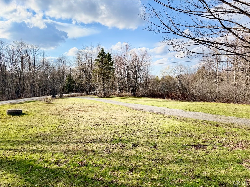 428 Old State Road Redfield, NY 13437 - Photo 5 of 38