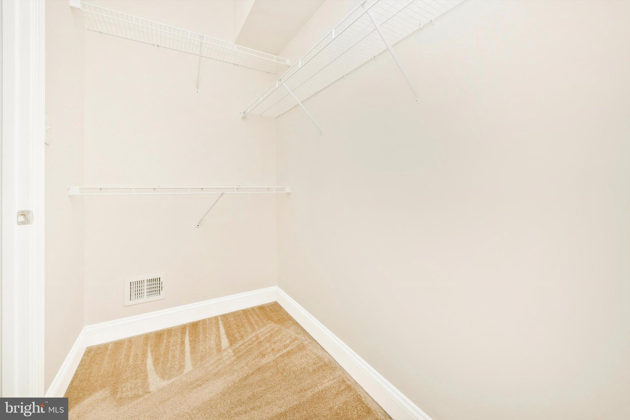 9655 Bothwell Lane Frederick, MD 21704 - Photo 34 of 58 close up of a white marble wall