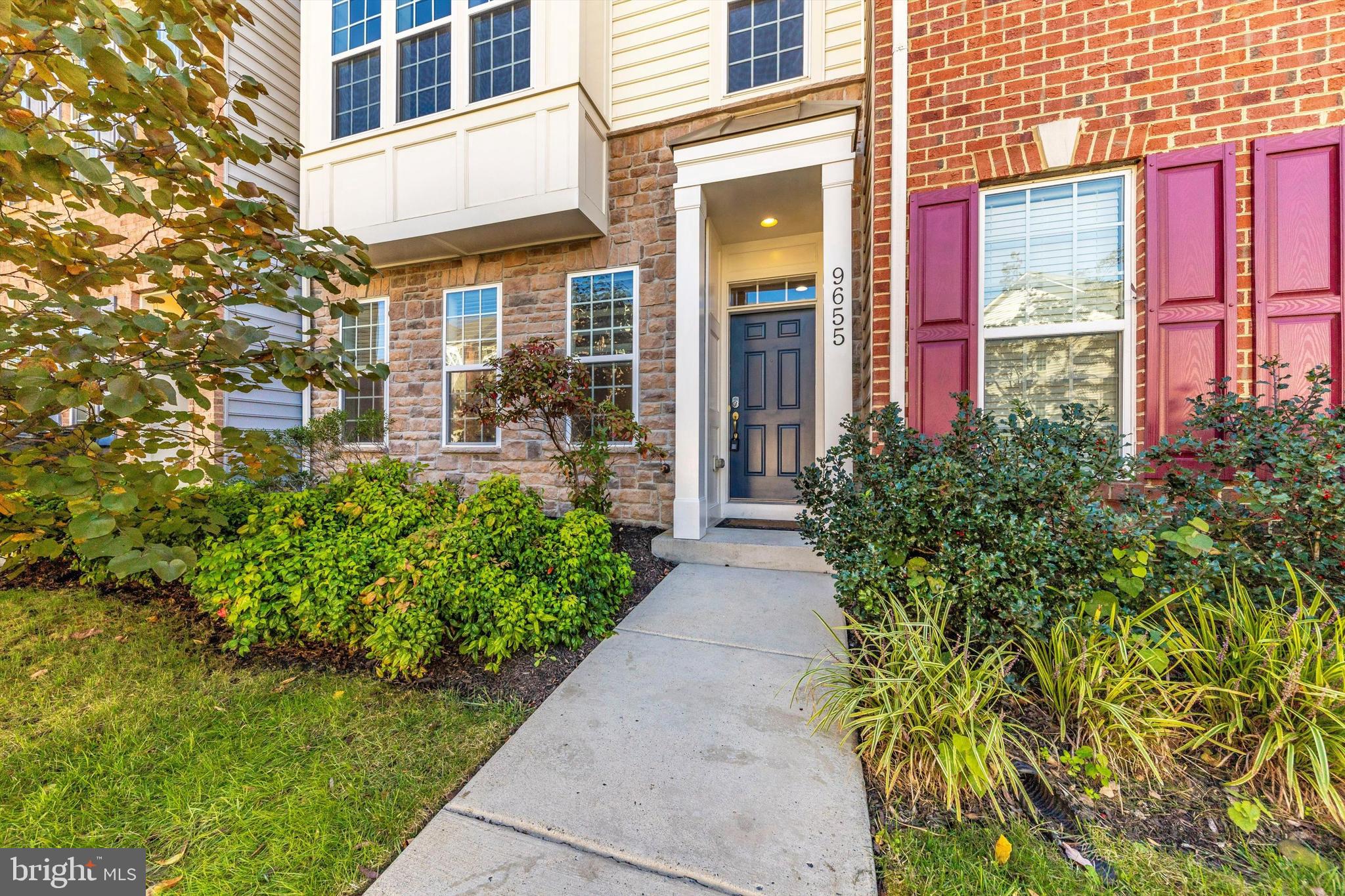 9655 Bothwell Lane Frederick, MD 21704 - Photo 6 of 58 front view of a house