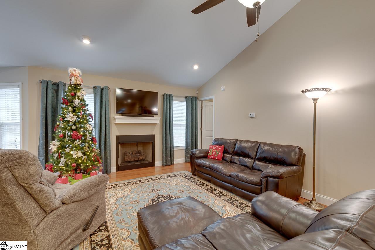 196 Yates Road Liberty, SC 29657 - Photo 13 of 33