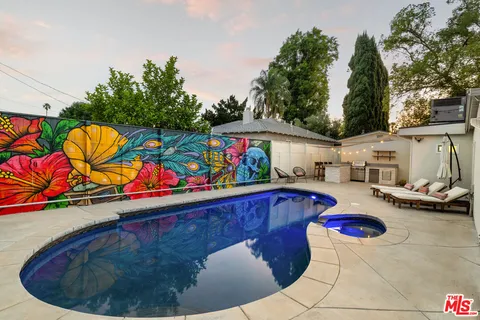 $1,649,000 | 5758 Tobias Avenue, Sherman Oaks, CA 91411