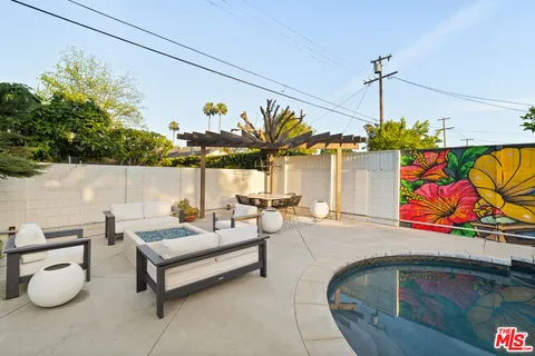 $1,649,000 | 5758 Tobias Avenue, Sherman Oaks, CA 91411