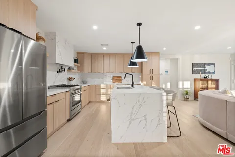 $1,649,000 | 5758 Tobias Avenue, Sherman Oaks, CA 91411