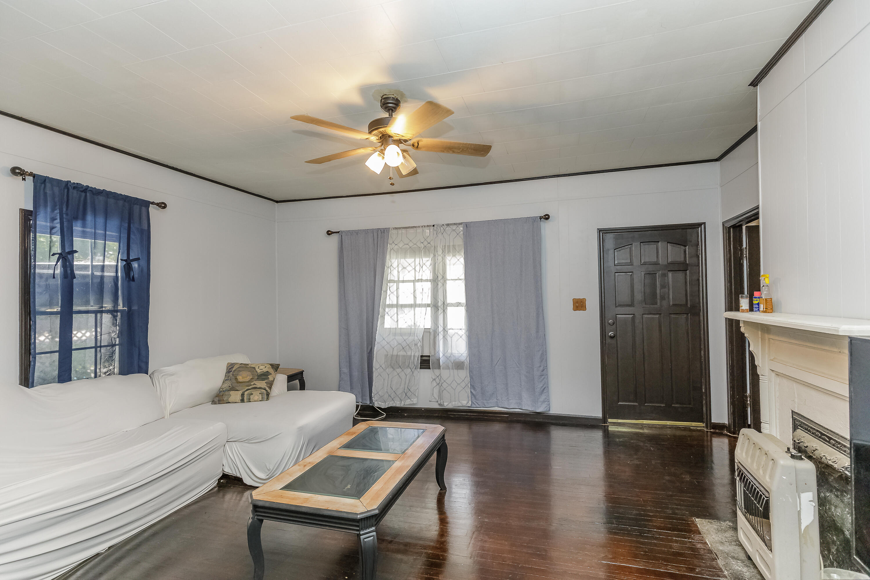 106 Walnut Street Trion, GA 30753 - Photo 5 of 30 Living Room