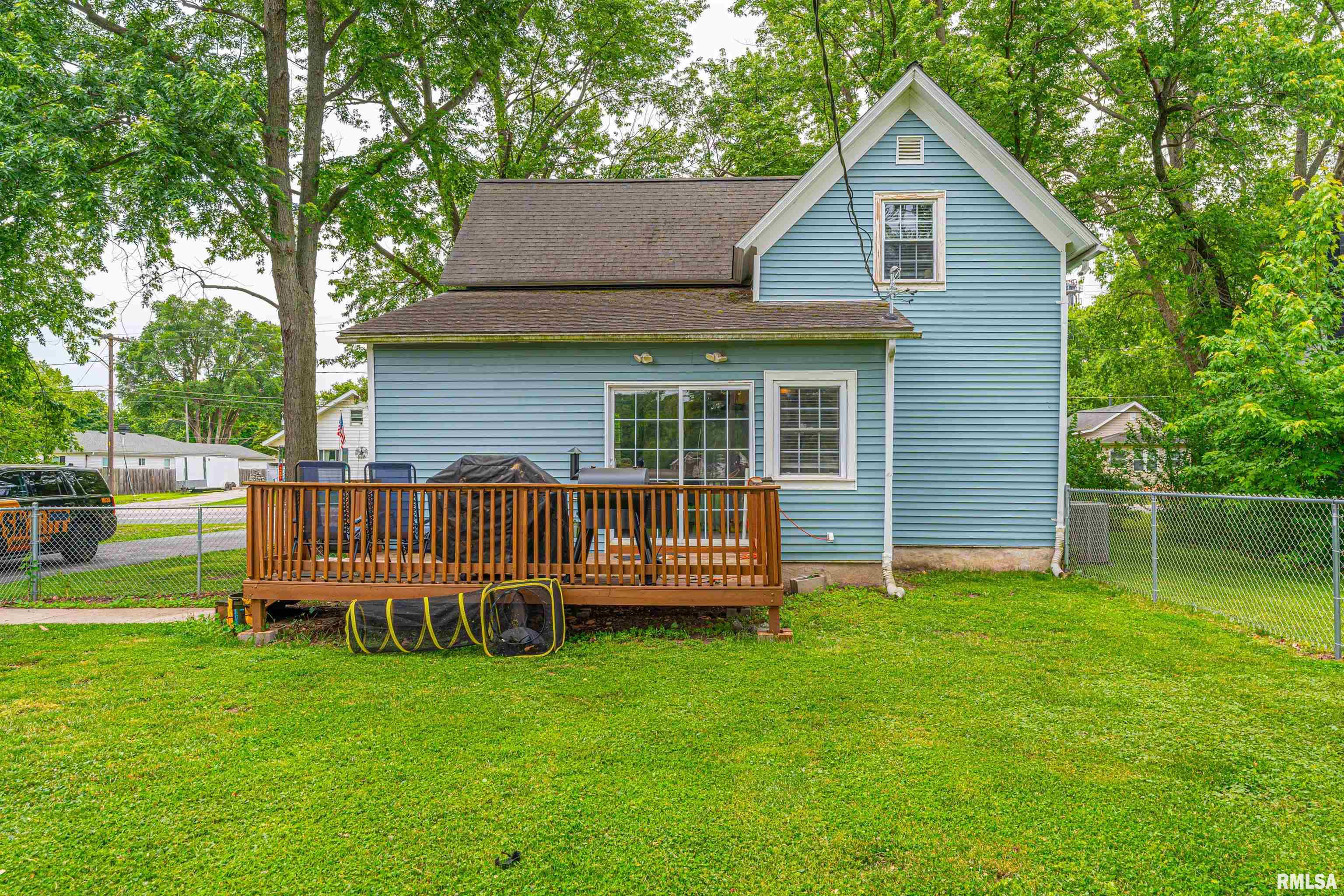 264 East Main Street Warrensburg, IL 62573 - Photo 18 of 24