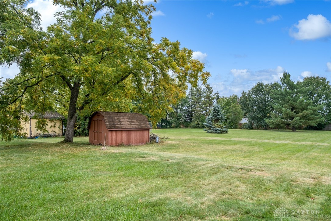 5650 Powell Road Dayton, OH 45424 - Photo 4 of 27 Gallery Image 4