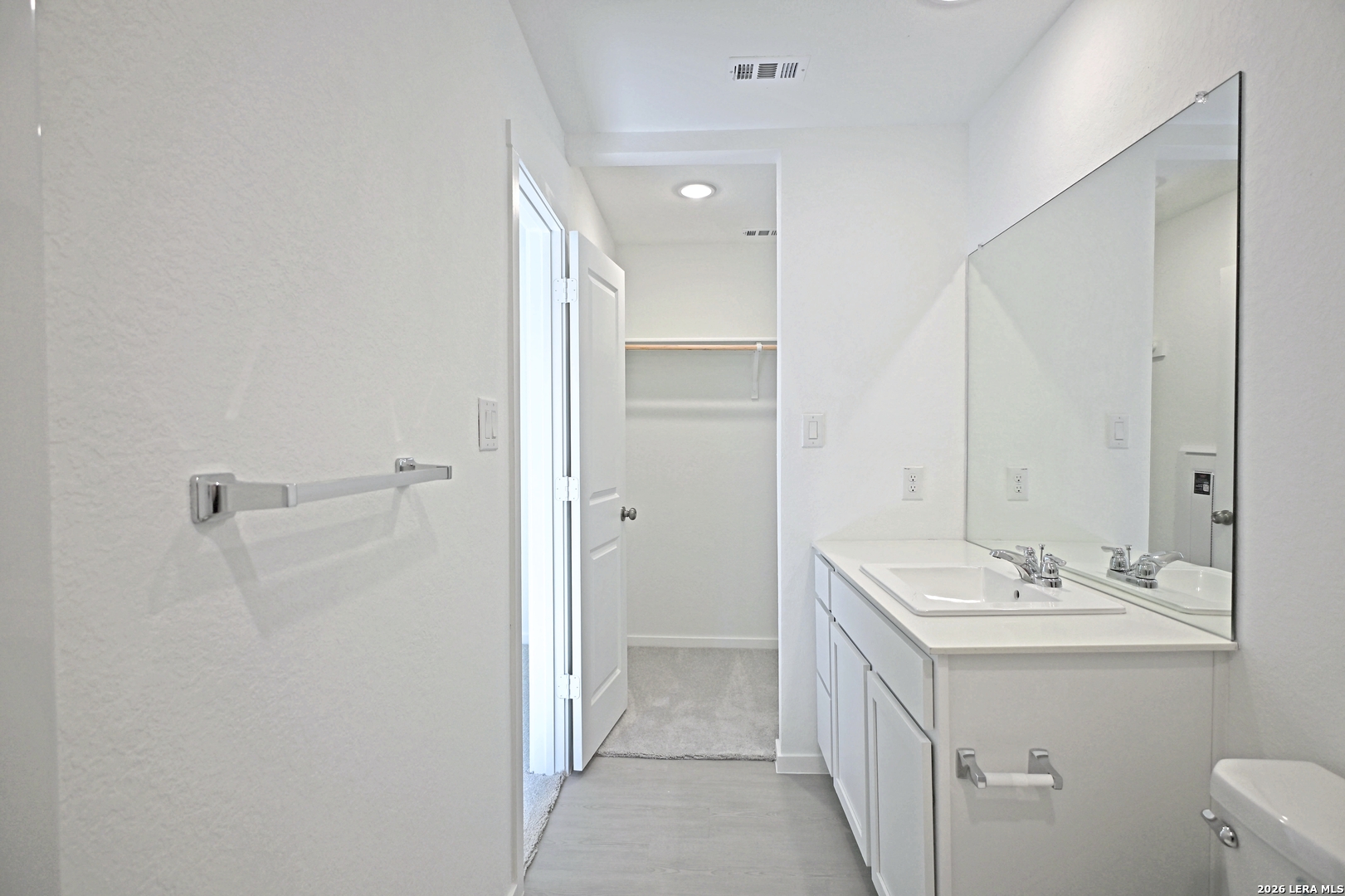 6718 Marble Ridge Elmendorf, TX 78112 - Photo 12 of 17