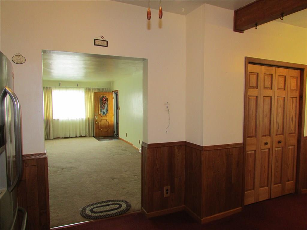 303 Spruce Street Vandergrift, PA 15690 - Photo 6 of 16 Gallery Image 6