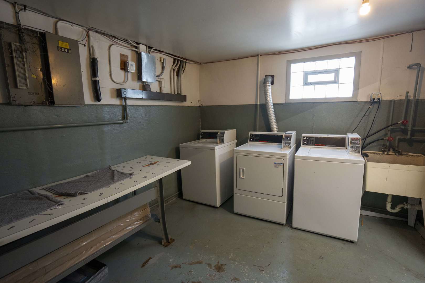 5548 West Cal Sag Road Alsip, IL 60803 - Photo 40 of 42 a utility room with dryer and washer