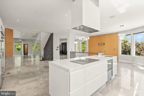 $2,499,000 | 6600 Reserves Hill Court, Annandale, VA 22003