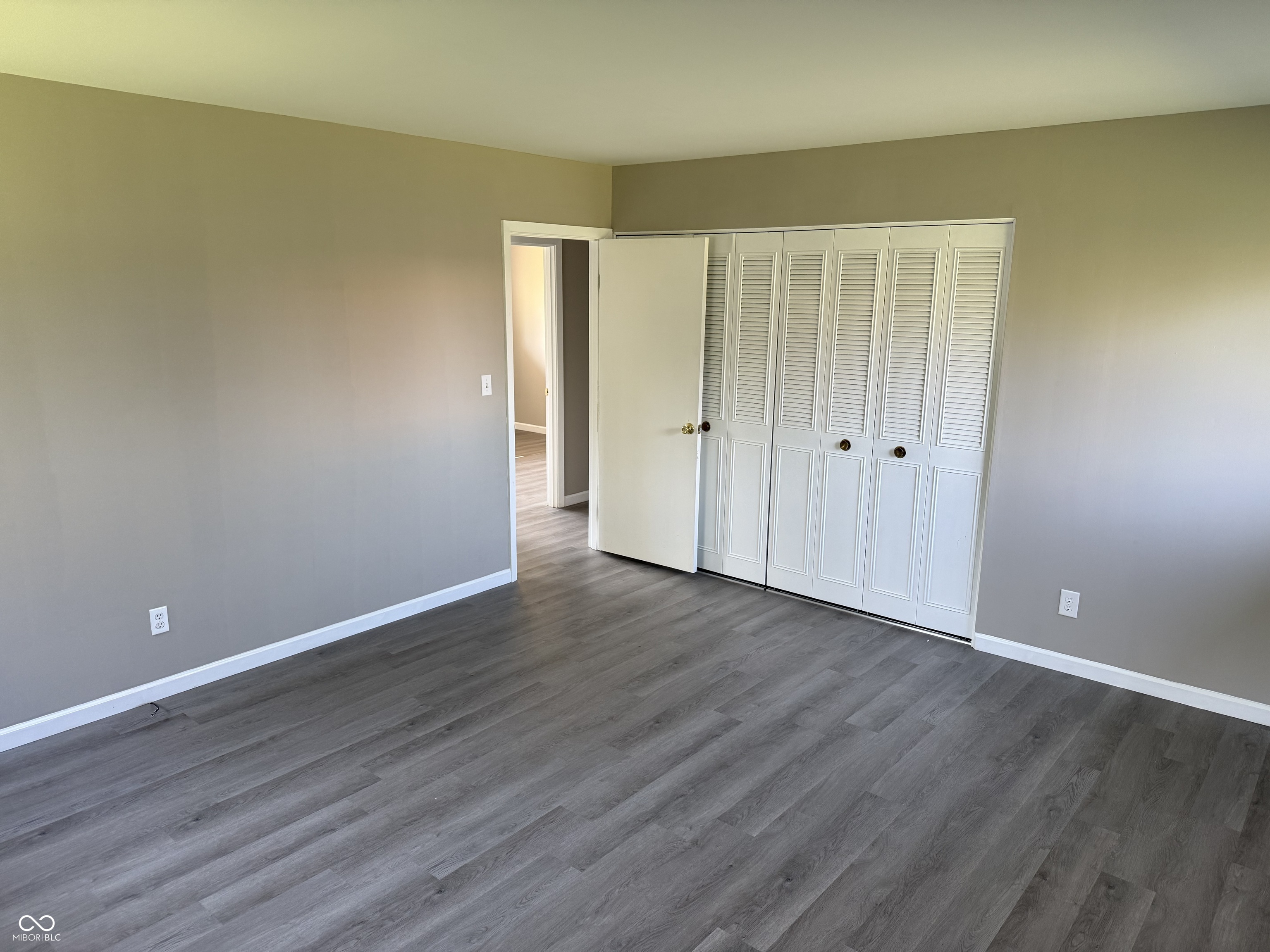 2585 Union Street Columbus, IN 47201 - Photo 7 of 28