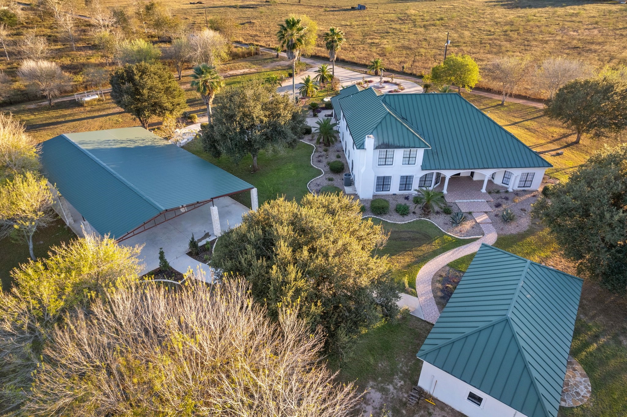 968 Tate Road Victoria, TX 77904 - Photo 9 of 40