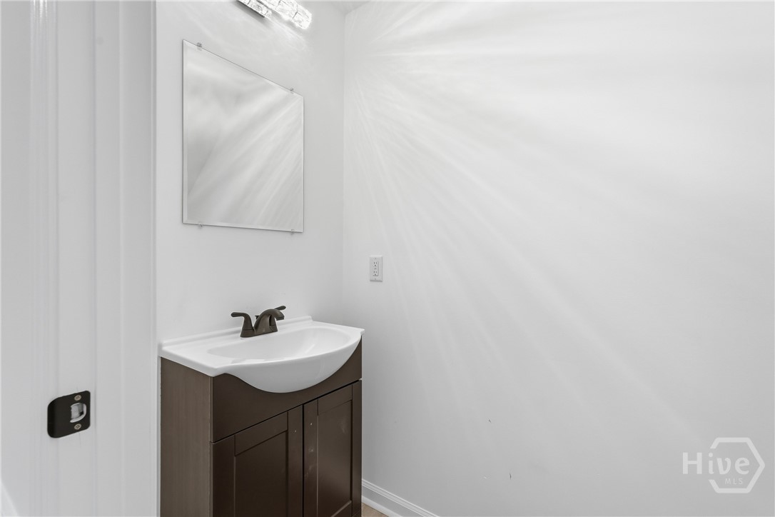 2725 Pate Street Savannah, GA 31405 - Photo 12 of 31