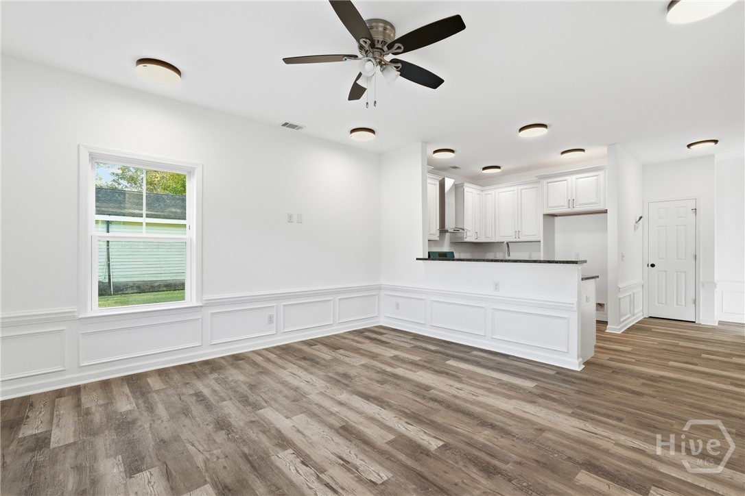 2725 Pate Street Savannah, GA 31405 - Photo 3 of 31