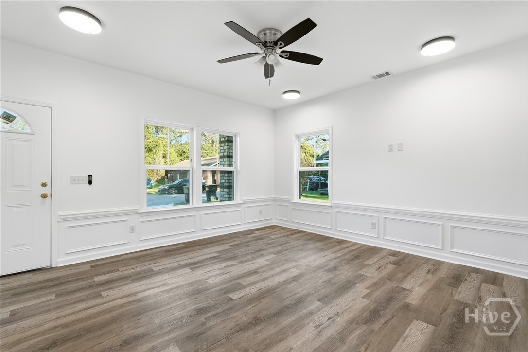 2725 Pate Street Savannah, GA 31405 - Photo 6 of 31