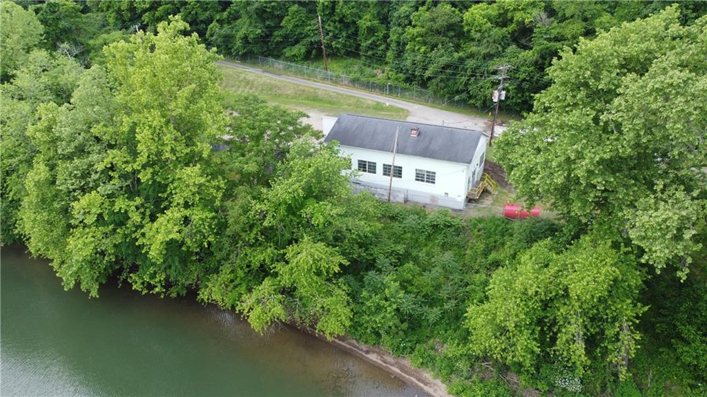 104 Waterworks Road Carmichaels, PA 15320 - Photo 9 of 29 Gallery Image 9