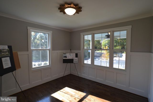 $1,385,000 | 206 West Marshall Street, Falls Church, VA 22046