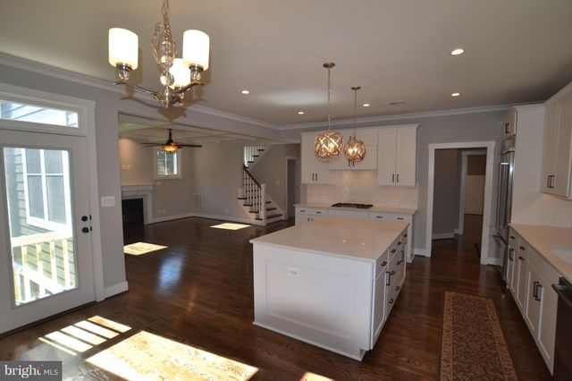 $1,385,000 | 206 West Marshall Street, Falls Church, VA 22046