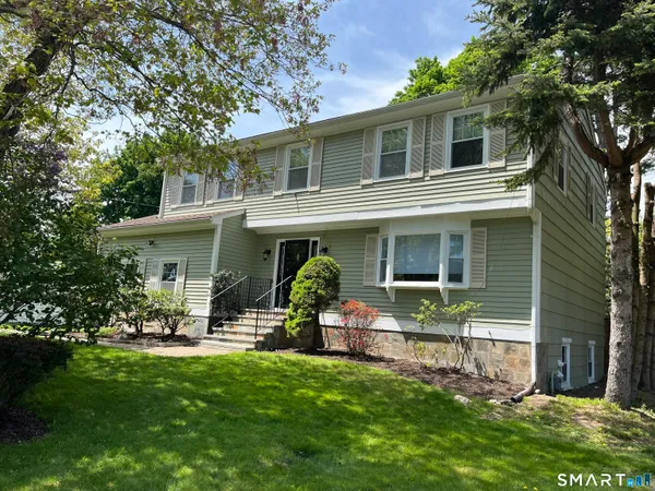 $5,950 | 476 Wilson Street, Fairfield, CT 06825